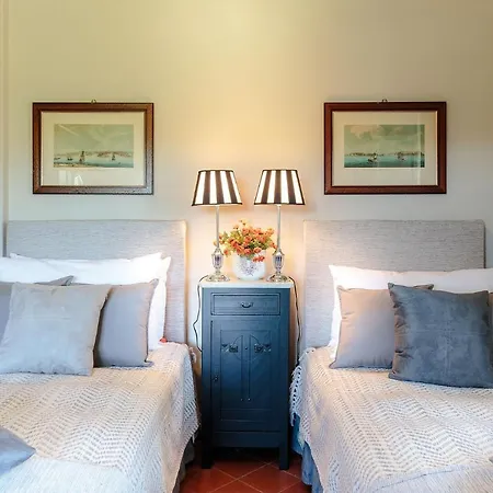 Villa D'amico, Charming Indulgence Overlooking Town Centre