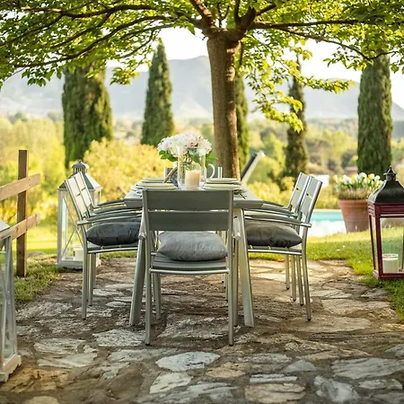 D'amico, Charming Indulgence Overlooking Town Centre Villa Lucques