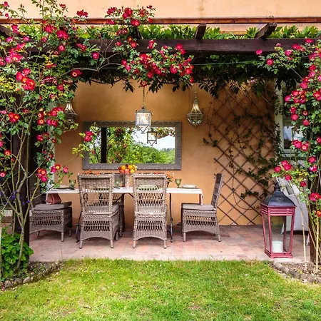 D'amico, Charming Indulgence Overlooking Town Centre Villa *