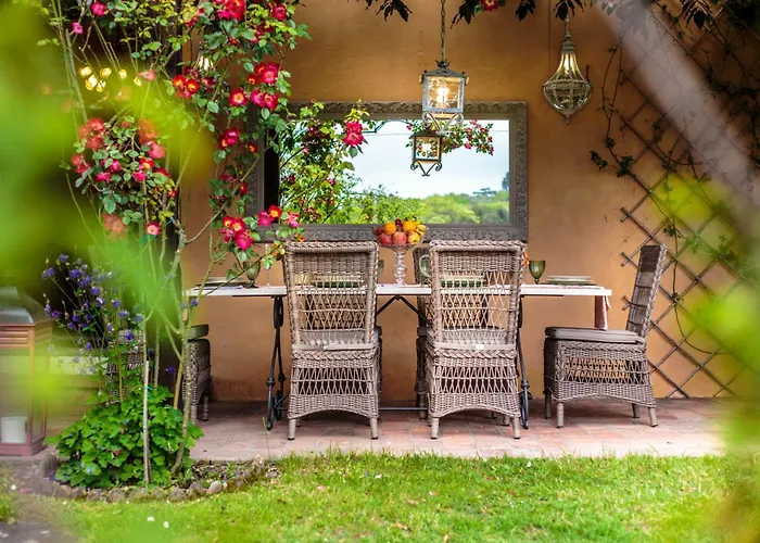 D'amico, Charming Indulgence Overlooking Town Centre *